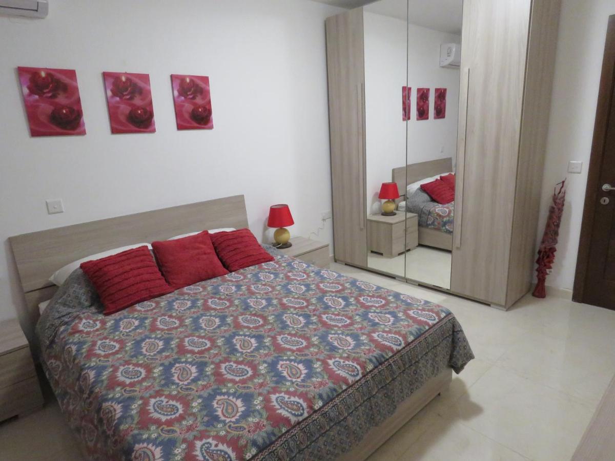 Aquamarine Sea Front Apartments - First Floor Marsaskala Kültér fotó