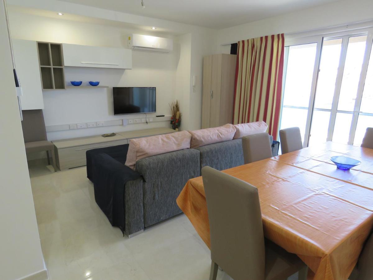 Aquamarine Sea Front Apartments - First Floor Marsaskala Kültér fotó